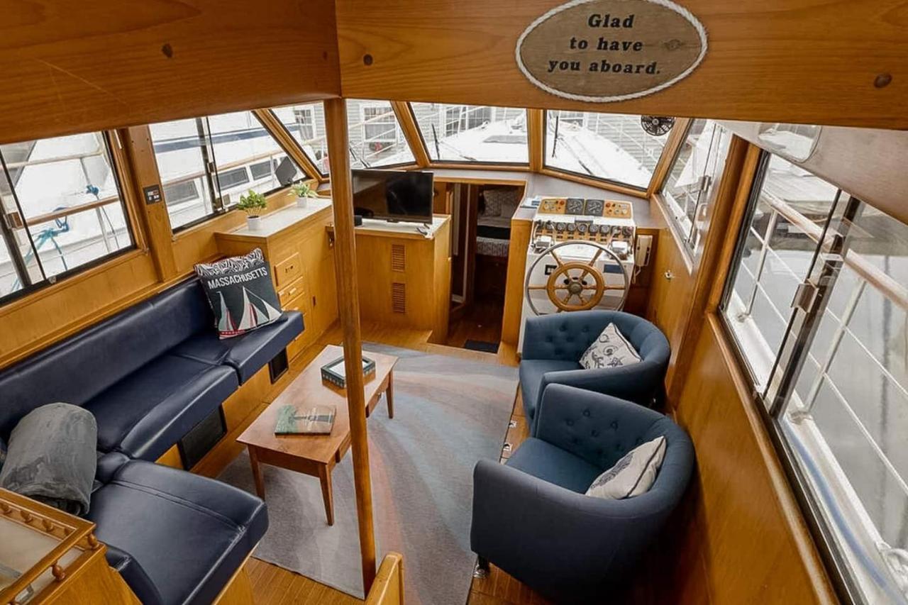 Botel 2br Spacious & Comfy 43' Yacht - Heat & Ac - On The Freedom Trail - Nights Sleep