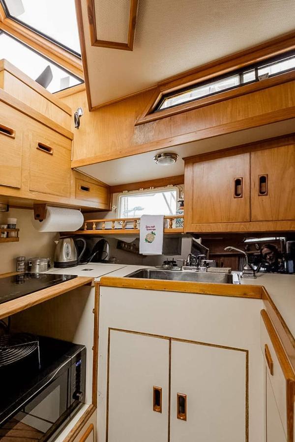 2br Spacious & Comfy 43' Yacht - Heat & Ac - On The Freedom Trail - Nights Sleep * Boston