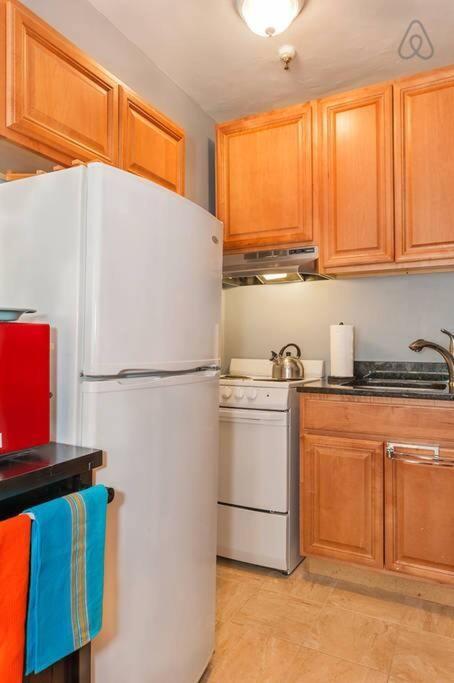 Downtown Apt, Short Walk To Hospitals Apartamento *