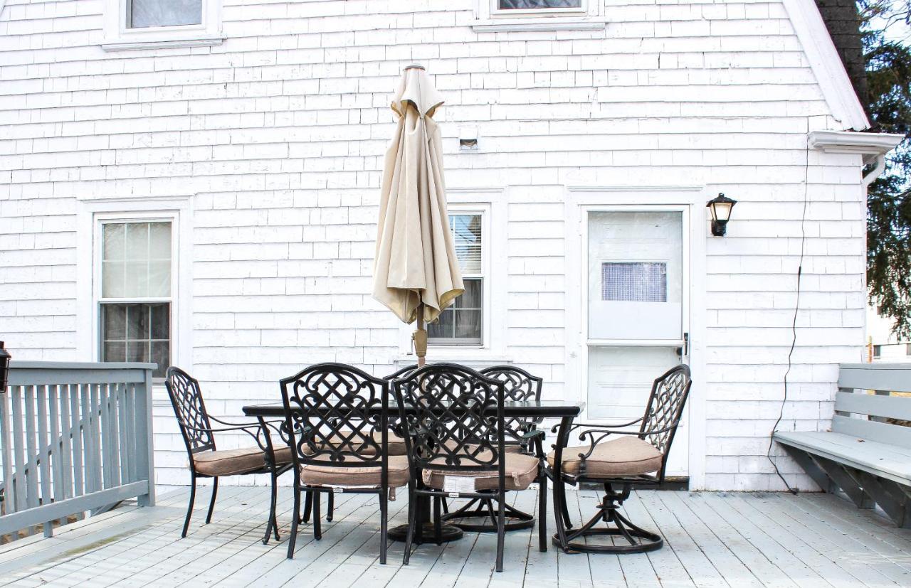 Casa de Férias The Naughton Guest House-close To Boston