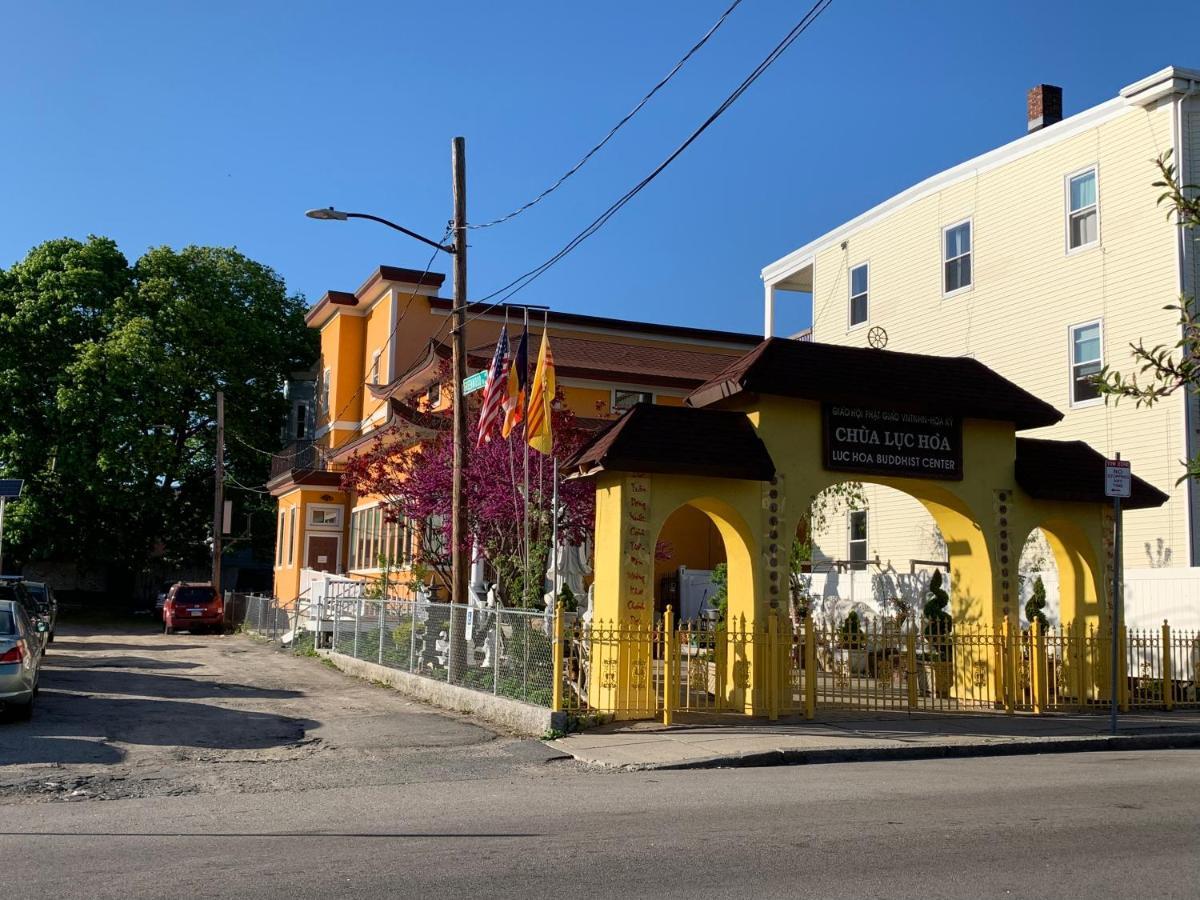 Homestay Beautiful Victorian House,