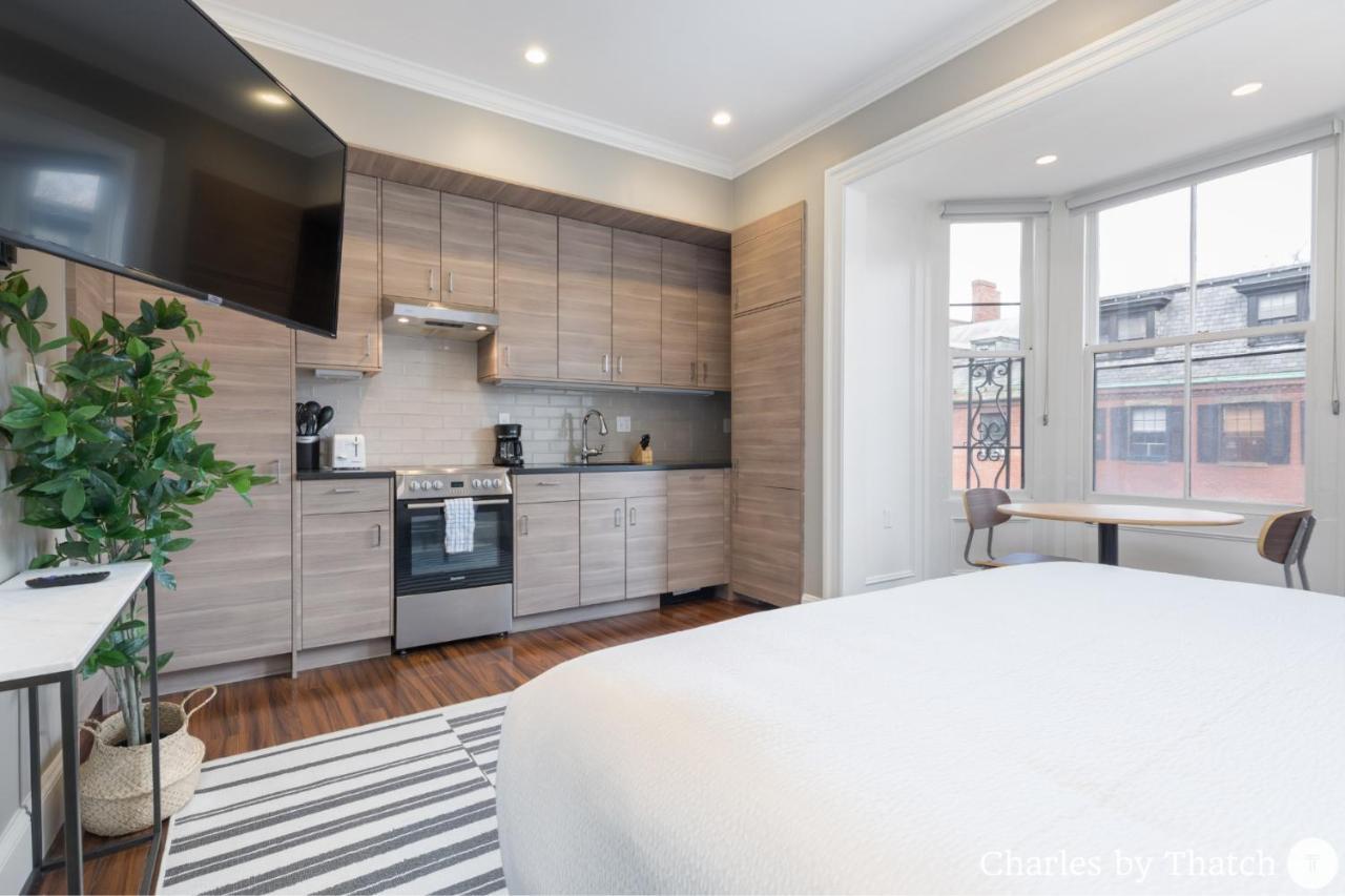 J Miller Flats By Thatch Apart-hotel