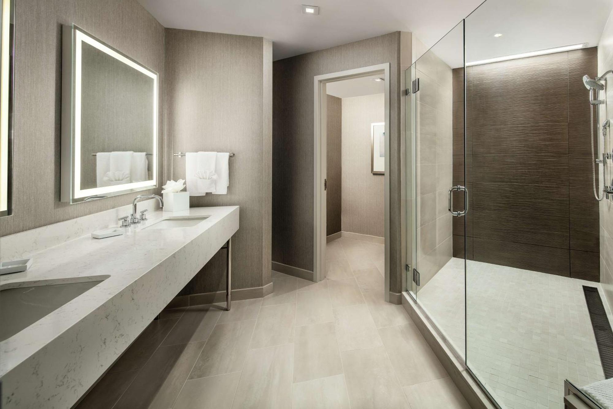 Hotel Hilton Logan Airport Boston