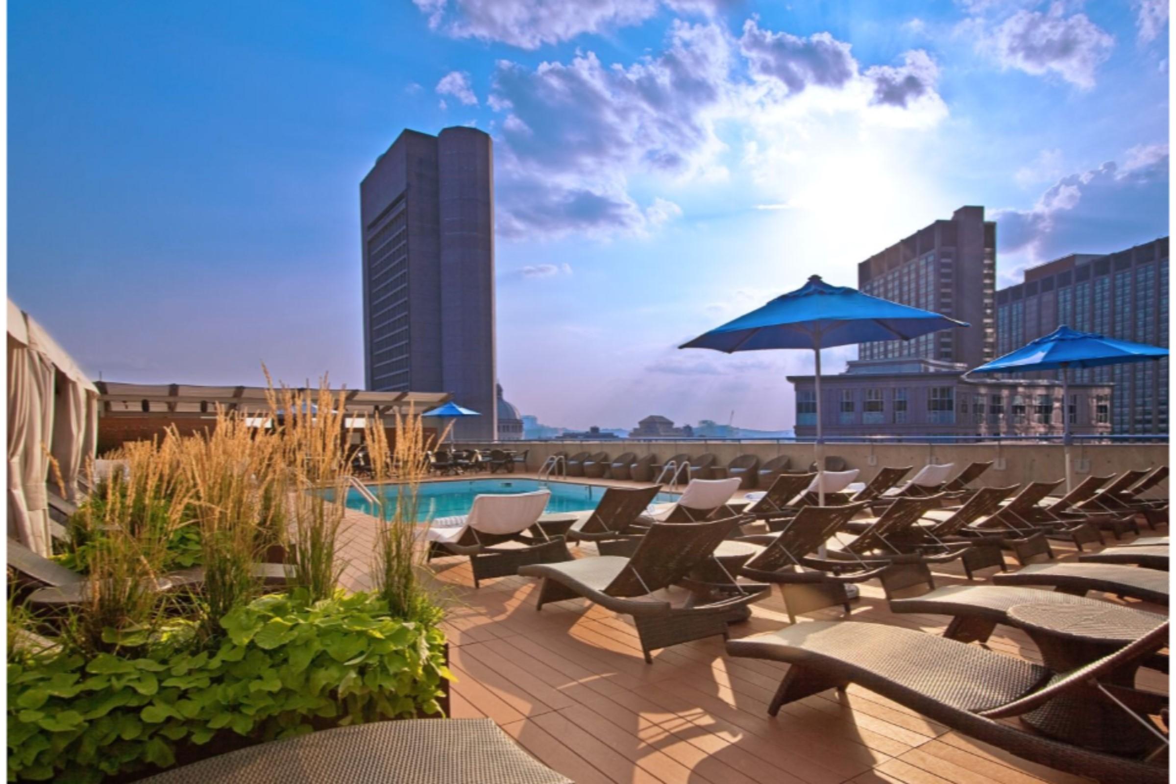 Hotel The Colonnade 4*