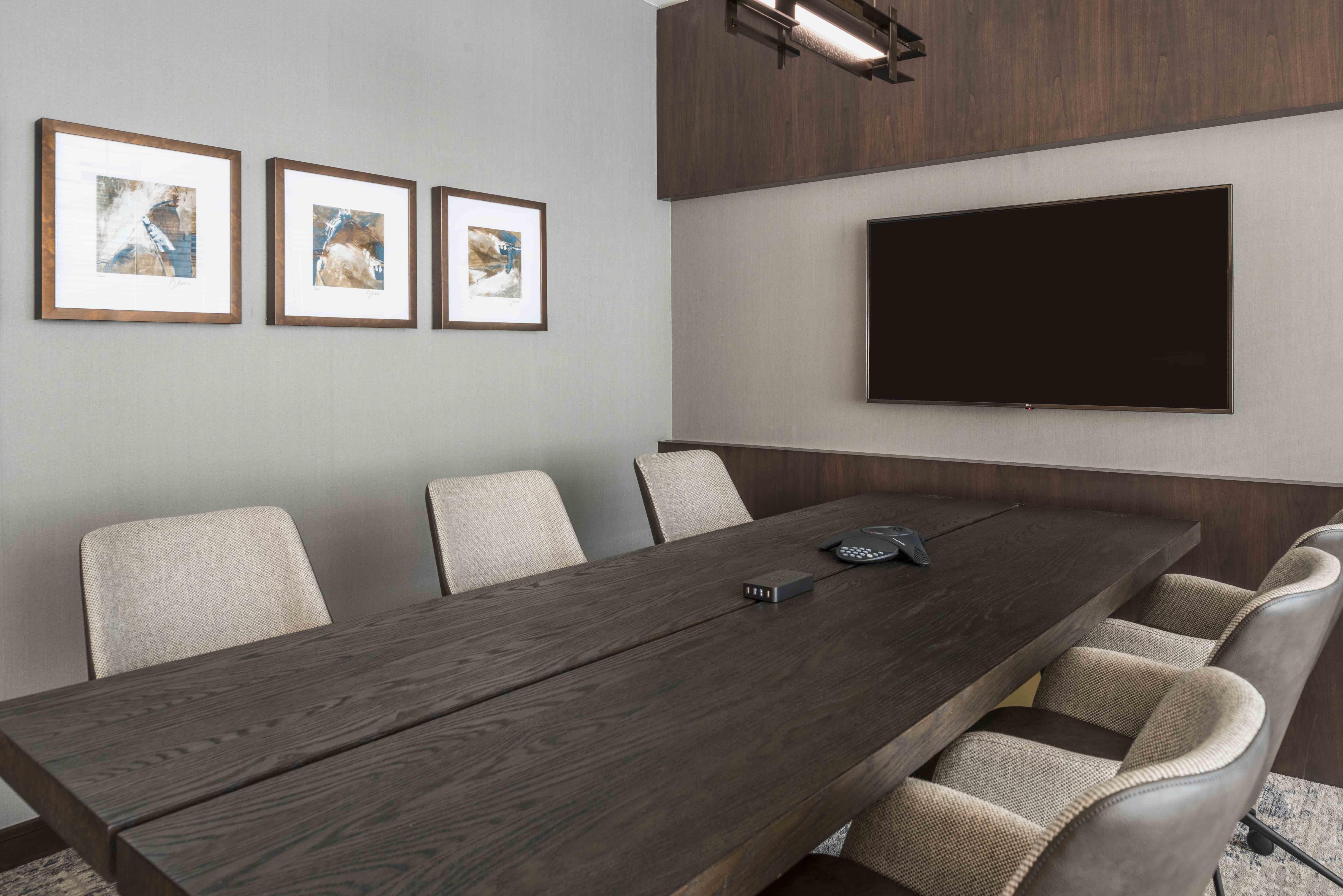 Ac By Marriott Downtown 4*