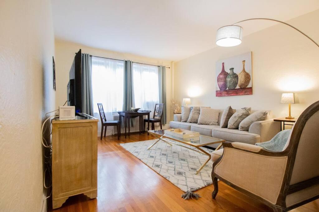 Sunny & Bright 1Br, Longwood Medical Hospitals * Boston
