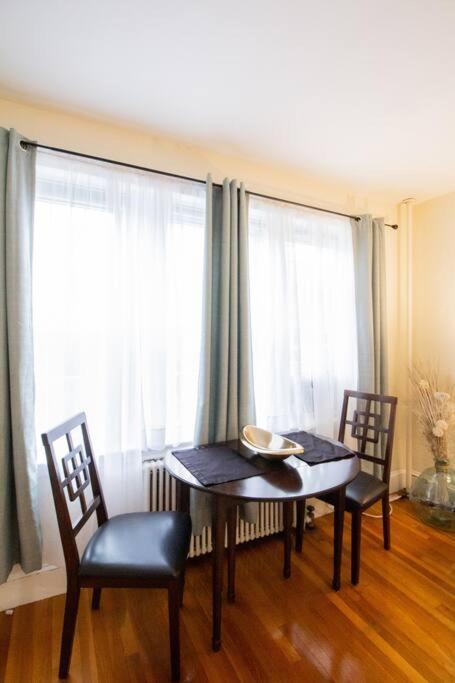 Sunny & Bright 1Br, Longwood Medical Hospitals Apartment *