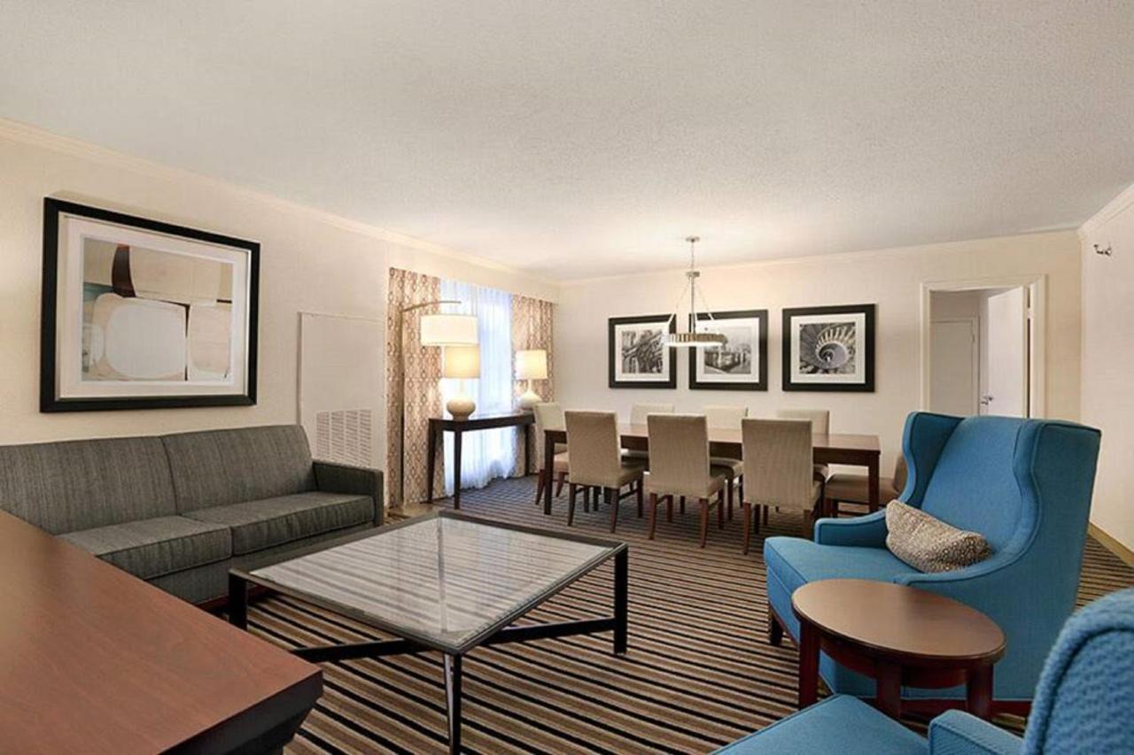 Hotel Wyndham Beacon Hill 4*