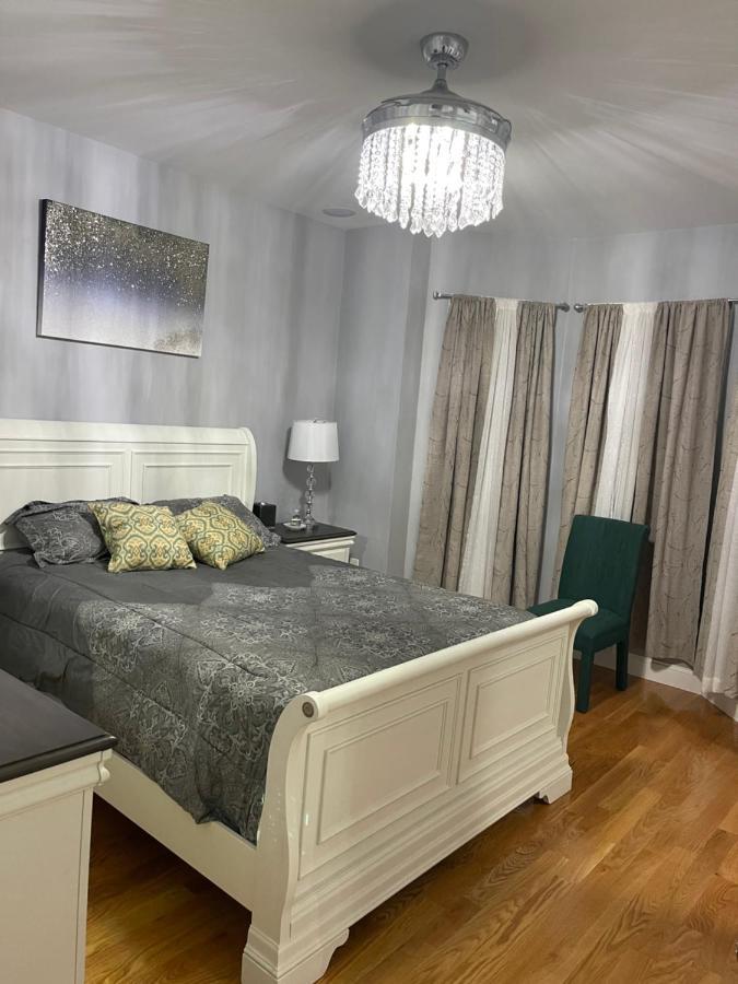 Brand New Luxury Near Downtown *