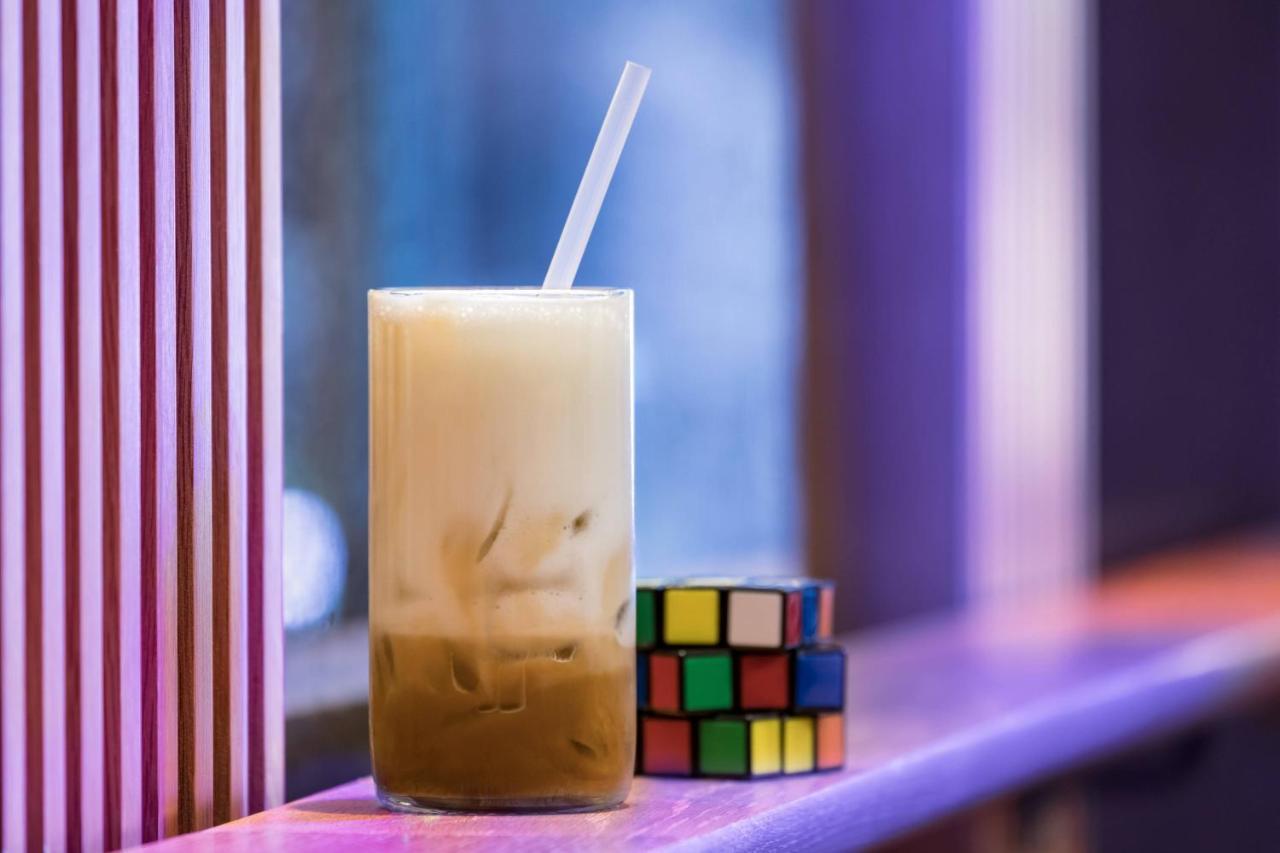 Moxy Downtown Hotel 3*