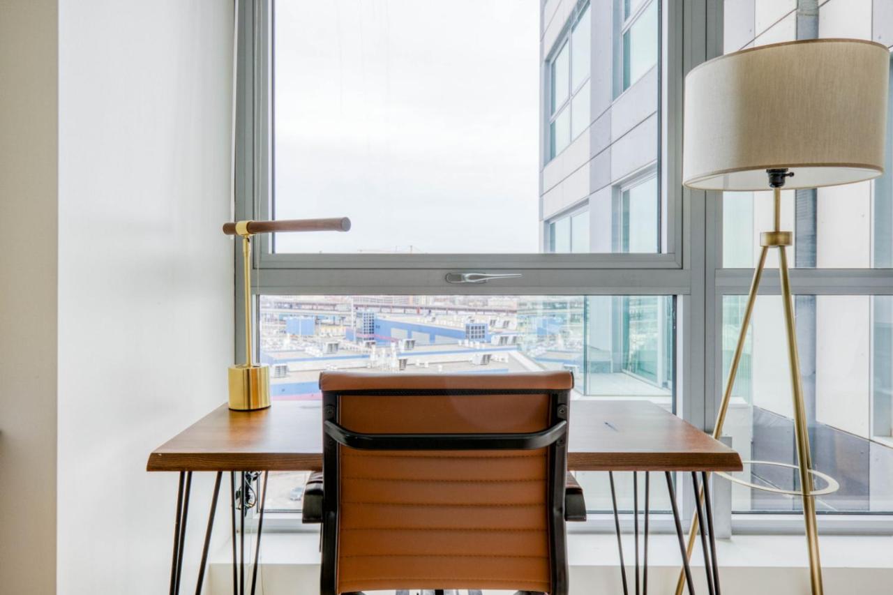 East Cambridge 1br W Wd Gym Nr Lechmere T Bos-853 * Boston