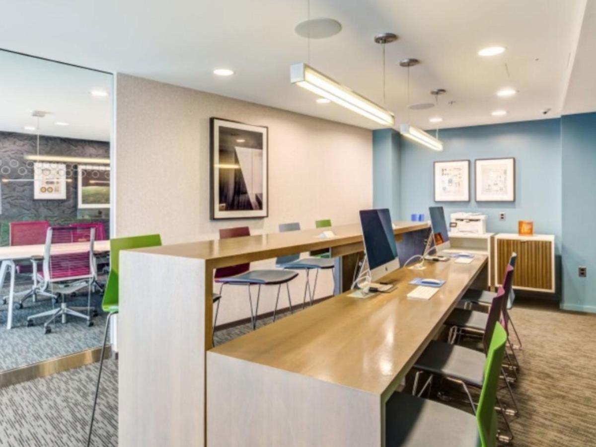 East Cambridge 1br W Wd Gym Nr Lechmere T Bos-853 *