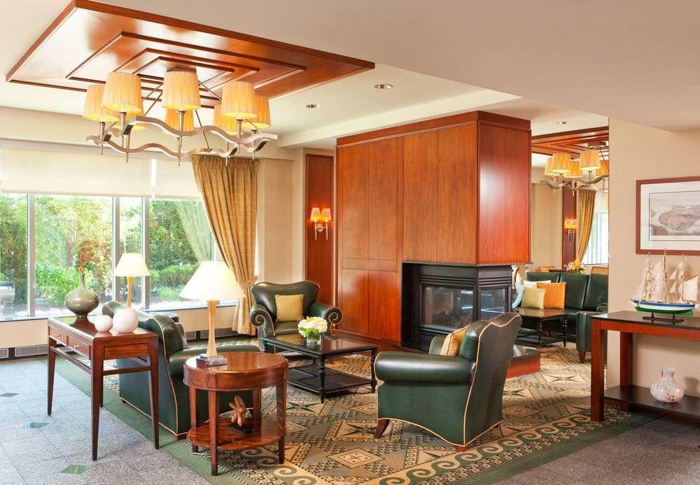 By Marriott Harbor On Tudor Wharf 3*