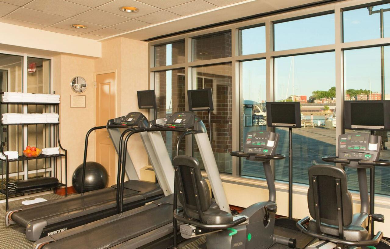 By Marriott Harbor On Tudor Wharf Hotel