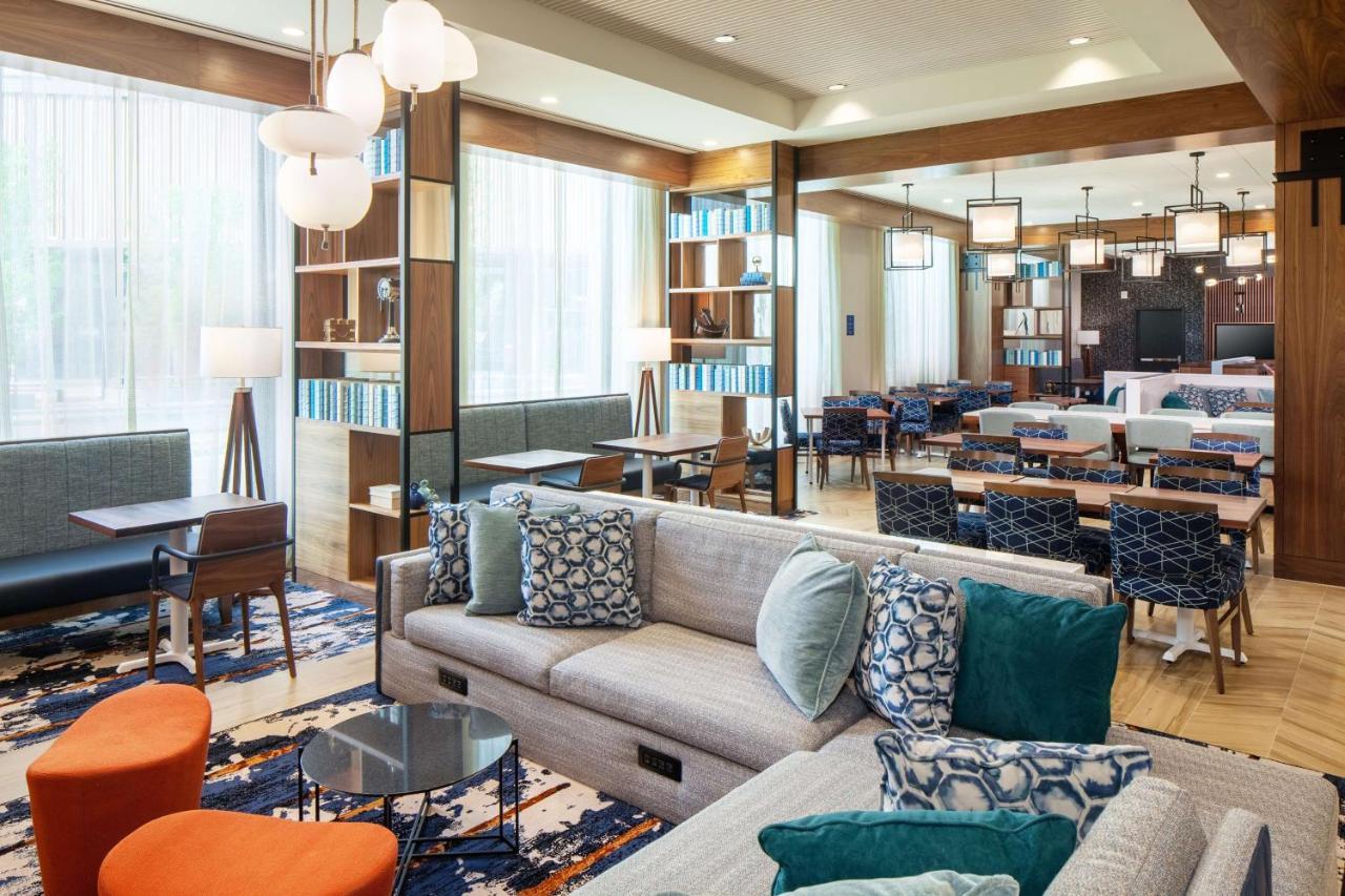 Homewood By Hilton Seaport District Hotel Boston