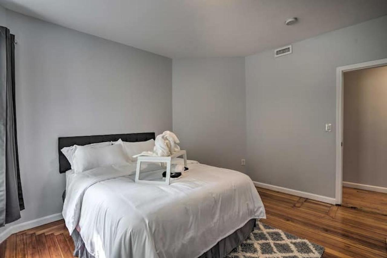 Apartment Astonishing 4br Bright *apt With Modern Amenities!