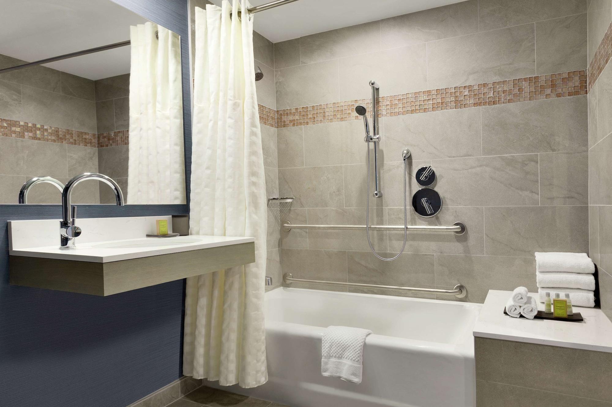 Doubletree By Hilton - Cambridge 4*