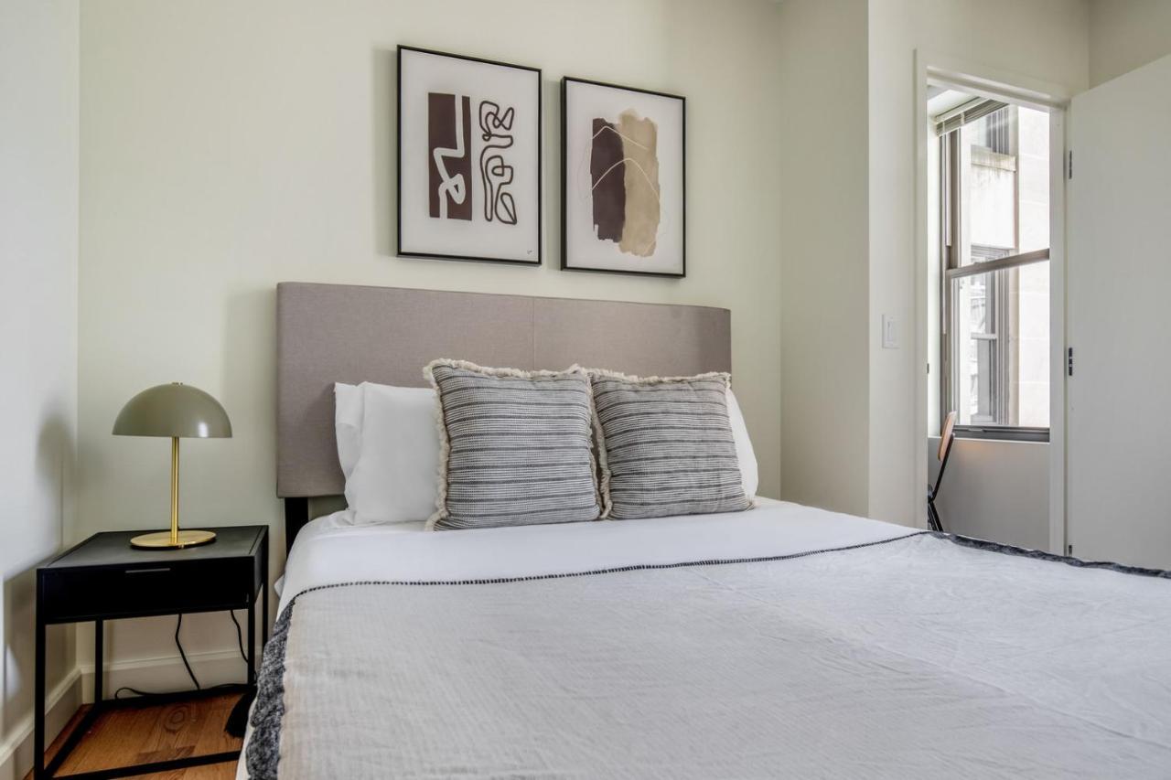 Apartment Back Bay 1br W Gym Wd Nr Dining Bos-883 Boston