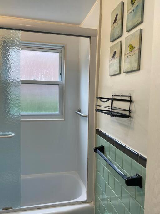 Unique & Peaceful Apartment *