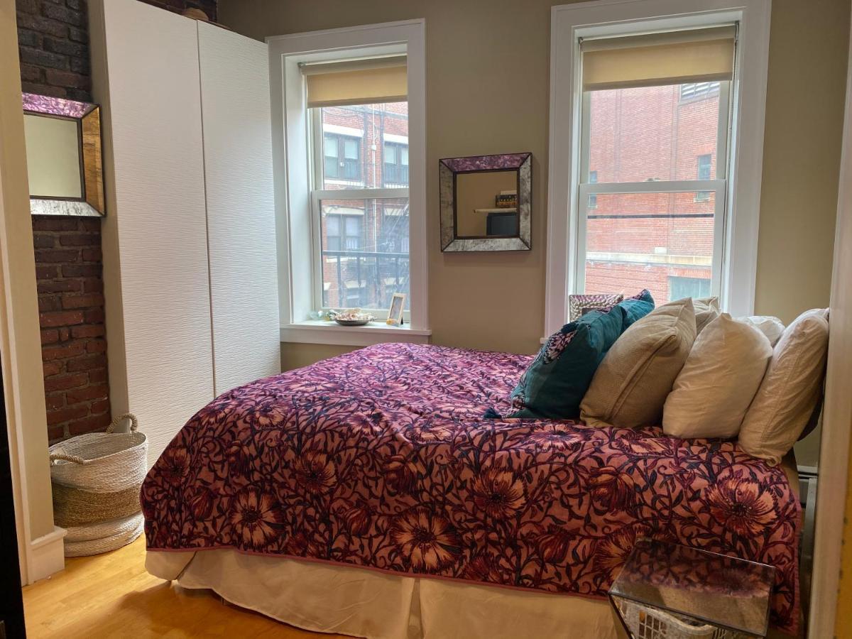 North End Harbor View Condo. Free Parking * Boston
