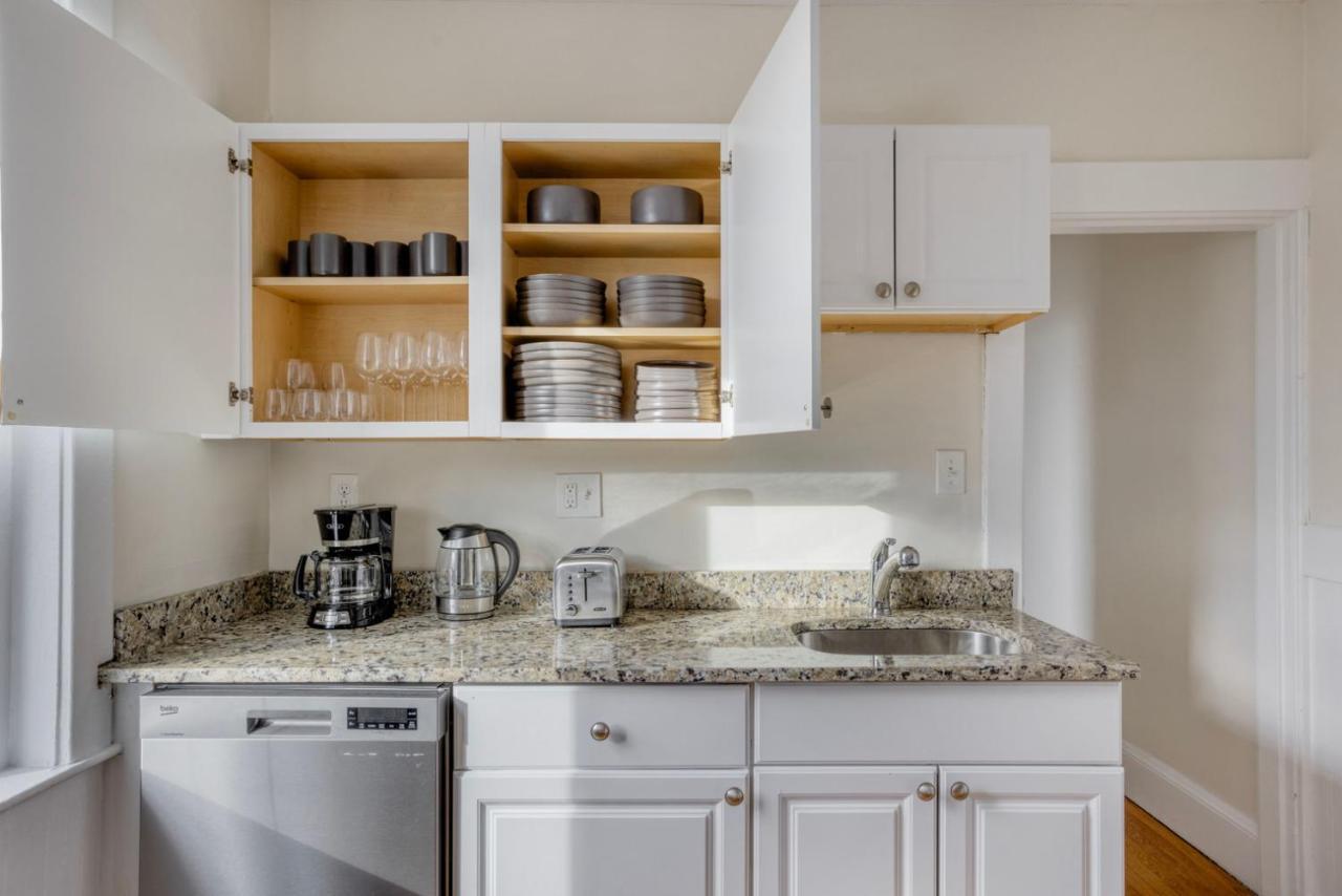 South 3br Fully Furnished Equipped Bos-928 Apartment *