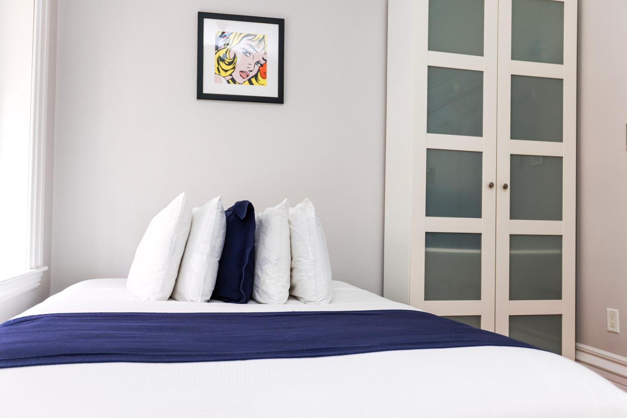 Charming & Stylish On Beacon Hill #12