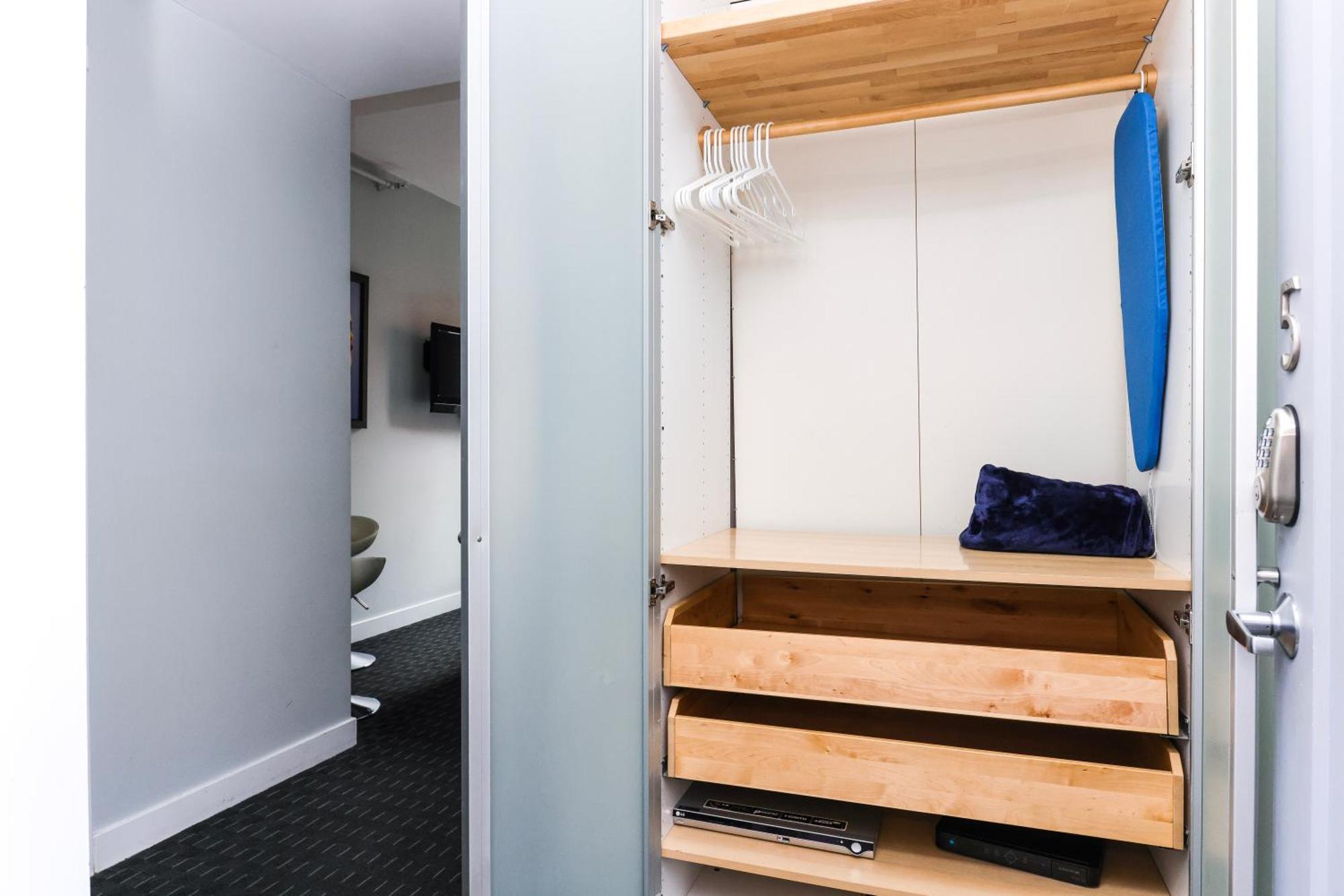 Apartment Cozy Newbury Street Studio, #5