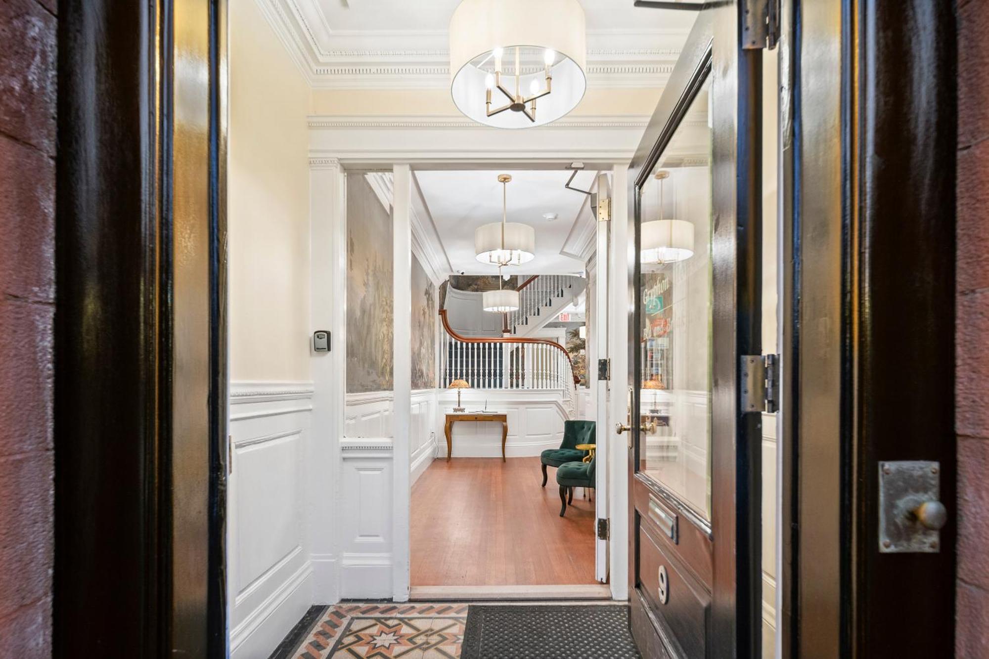 Charlesgate Hotel 4*