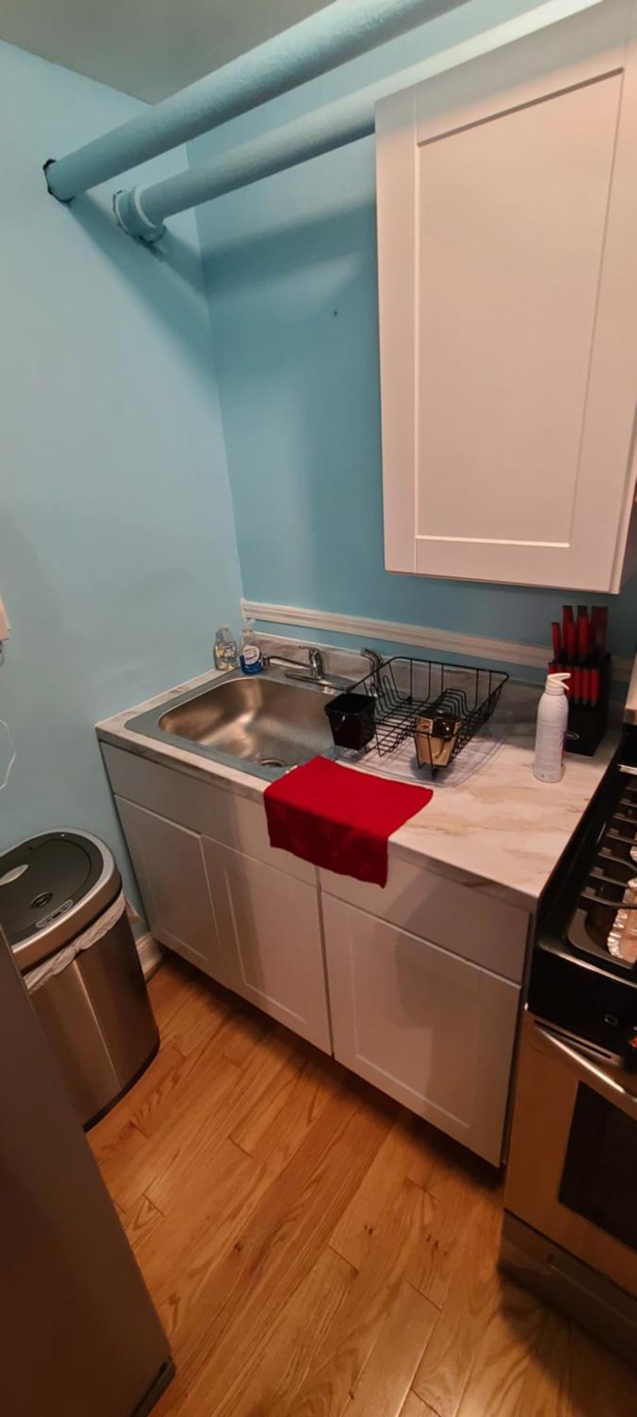 Private 1 Bedroom In Apartment