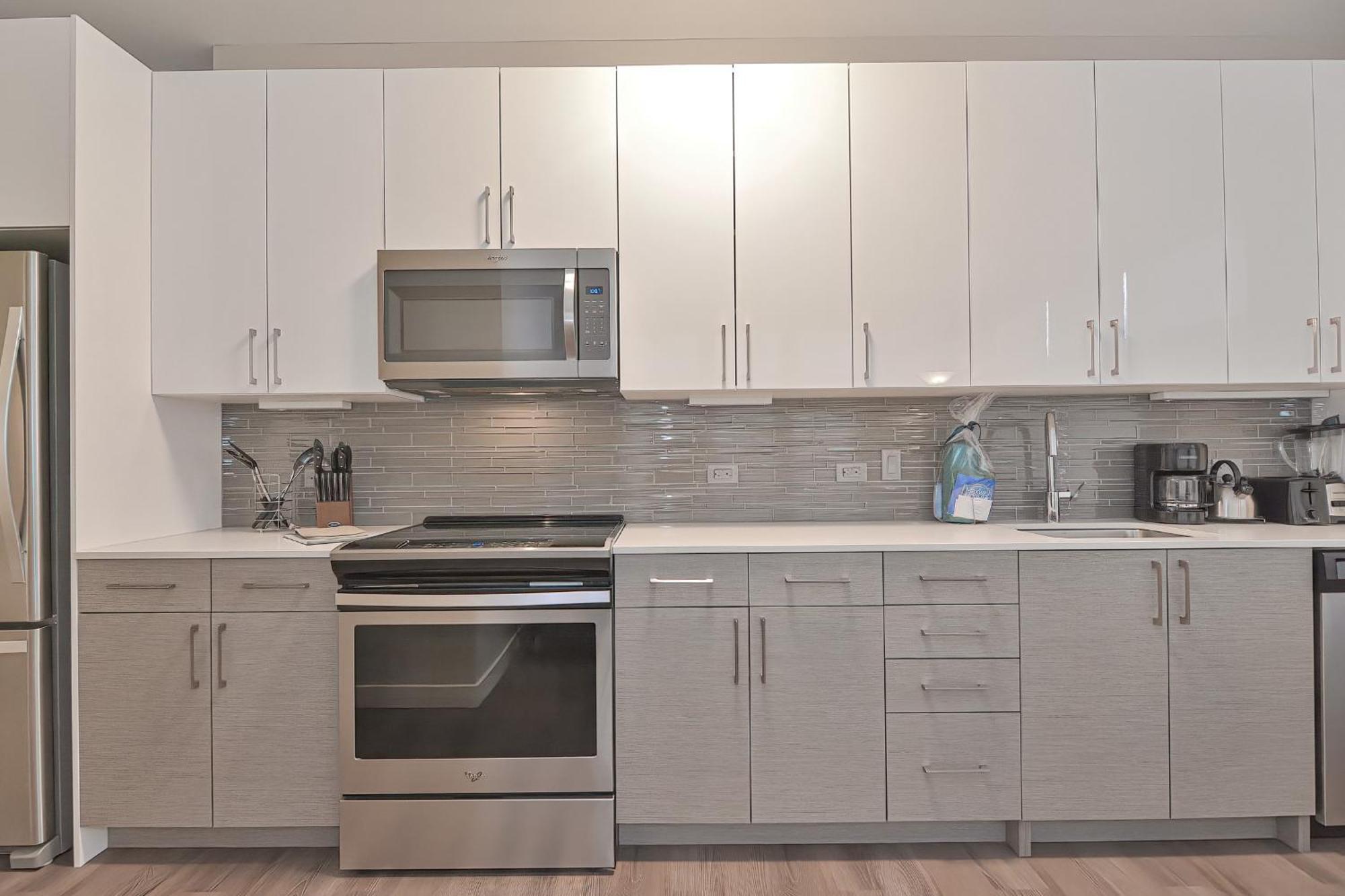 Global Luxury East * Boston