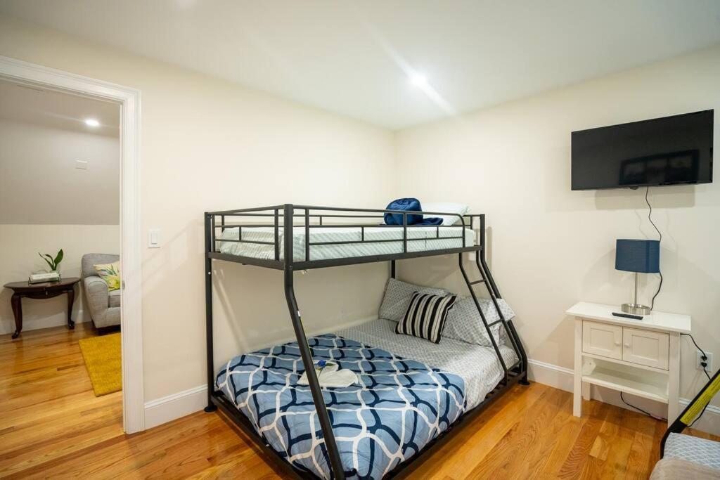 Apartment 80-3 3br - Charming Near Harvard Square