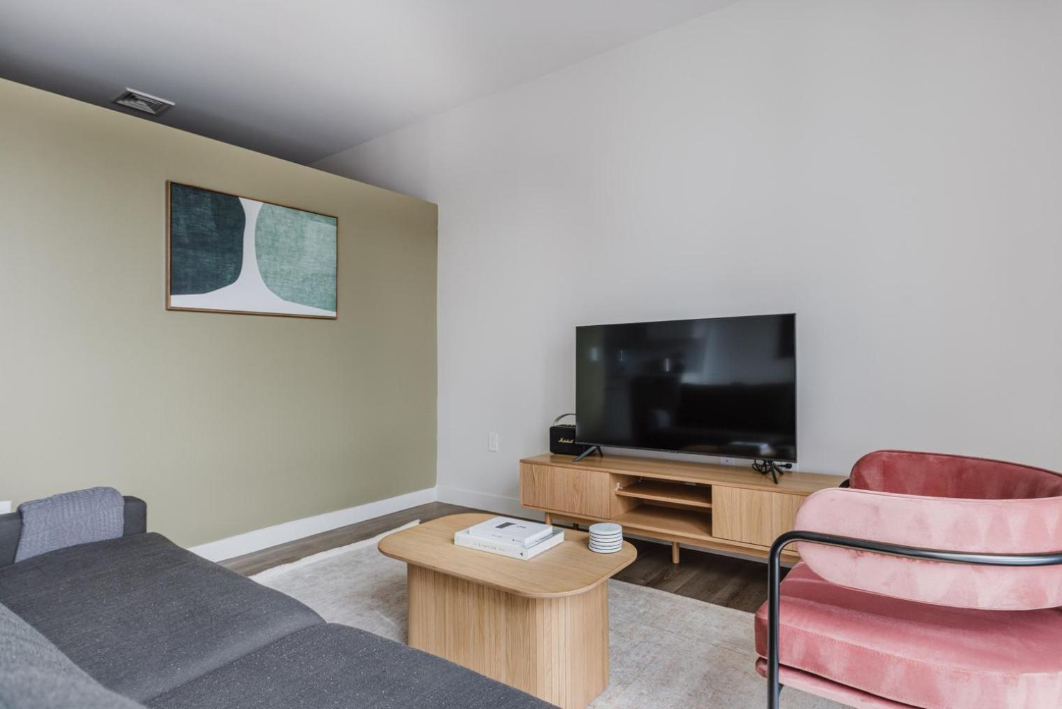 Apartment Blueground Revere Gym Pool Wd Lounge Bos-1100