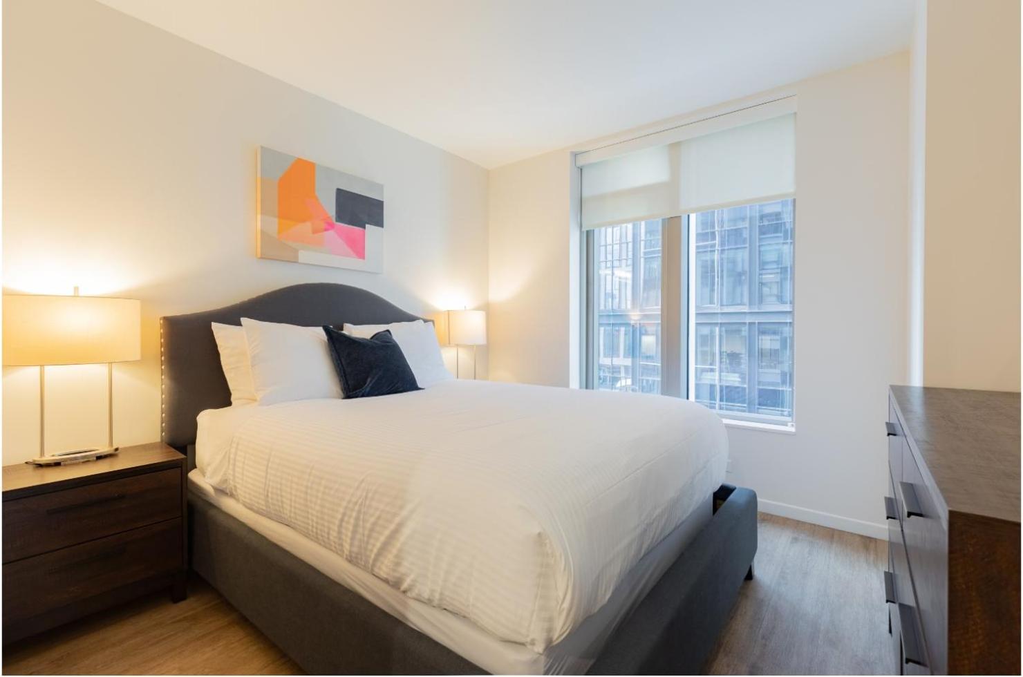 Apartment Chic Seaport With Pool