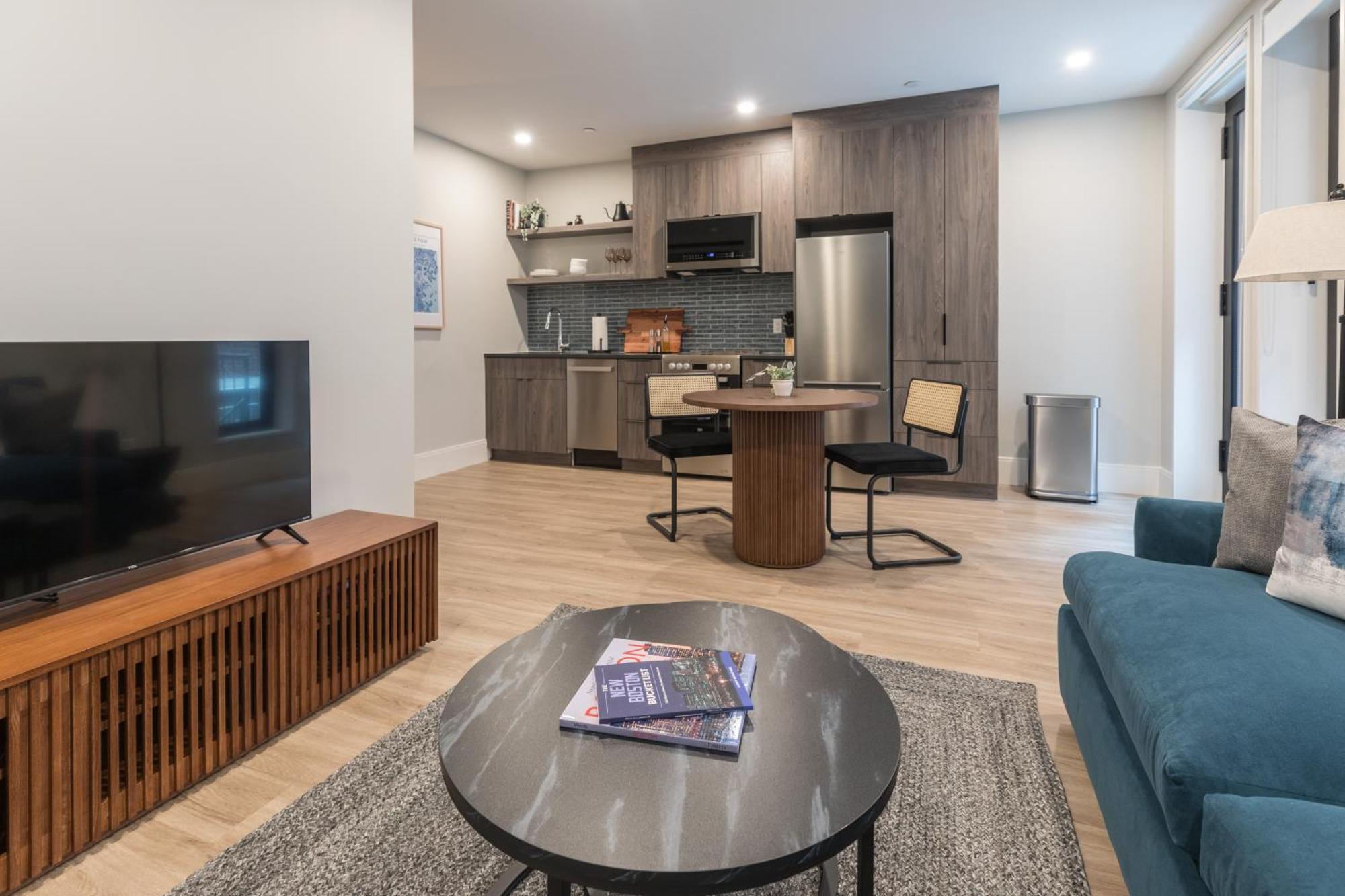 Symphony By Thatch * Boston