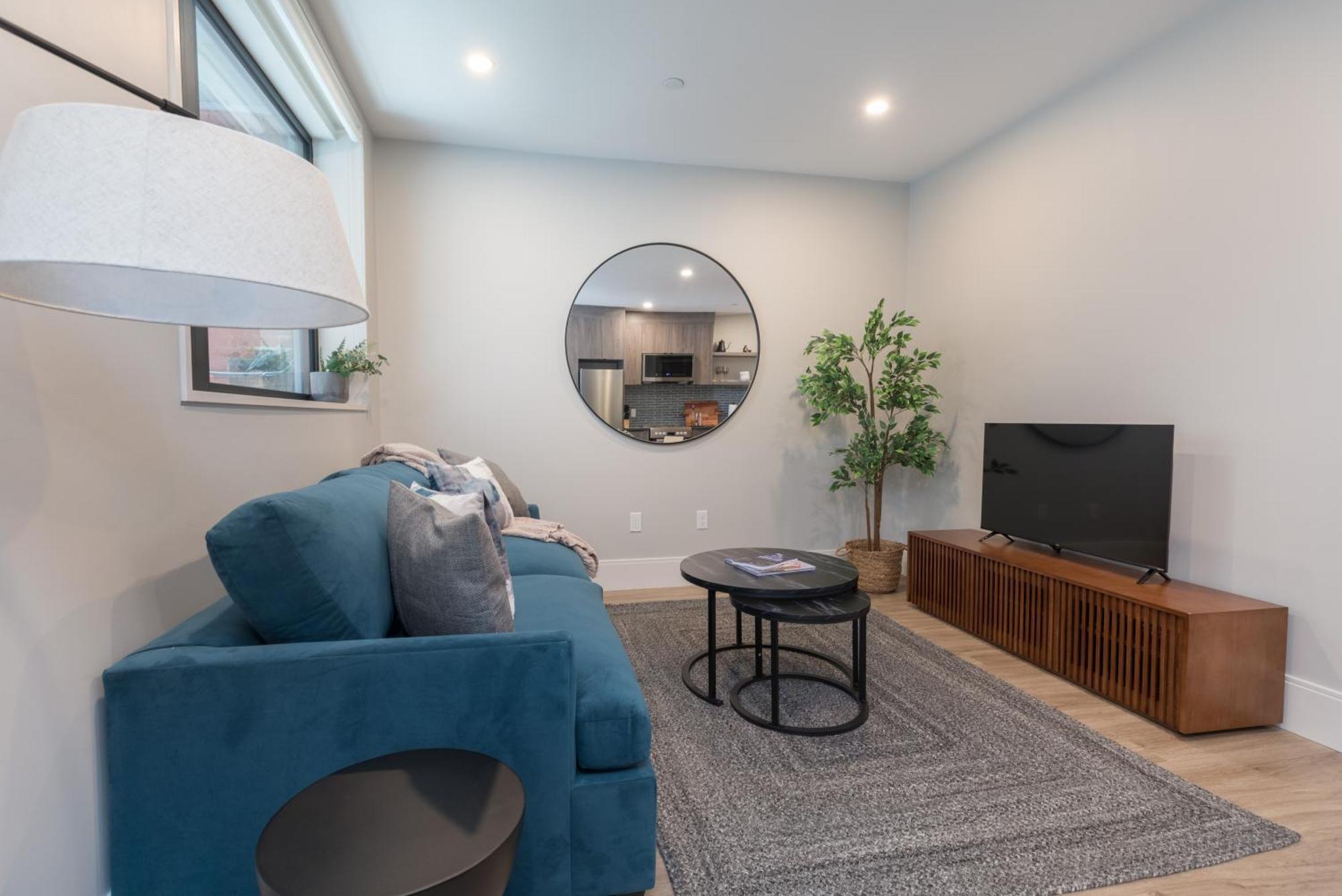 Symphony By Thatch Boston