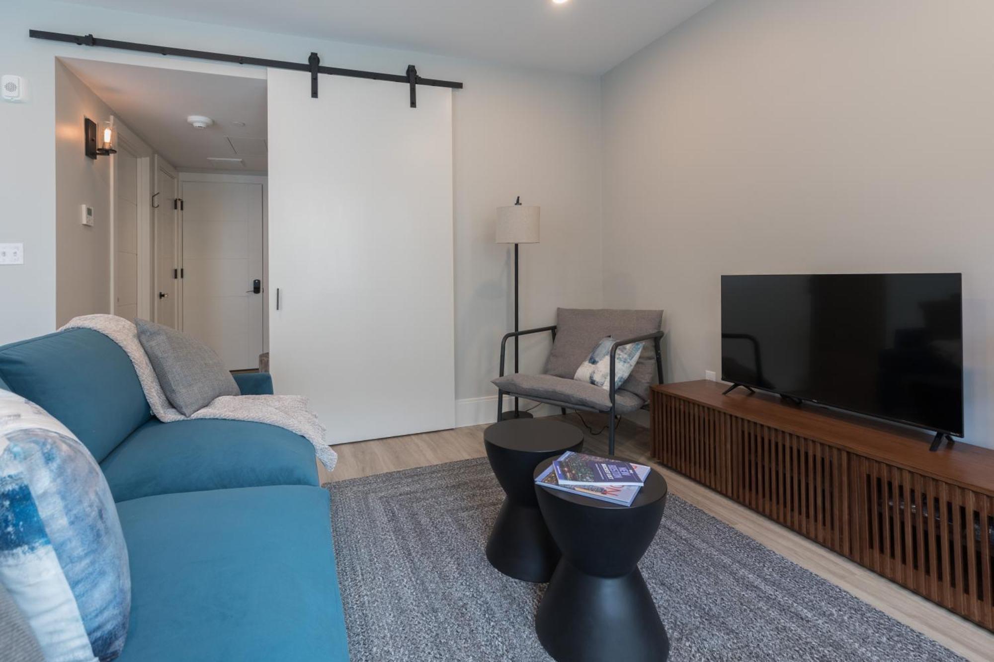 Symphony By Thatch *