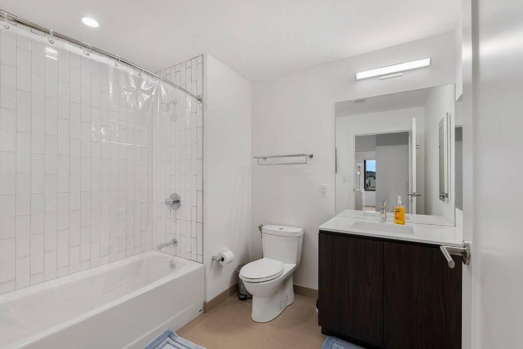 Adorable Modern 2bed 2 Bath Fenway Park * Boston