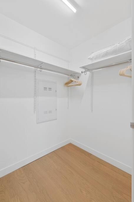 Adorable Modern 2bed 2 Bath Fenway Park Boston