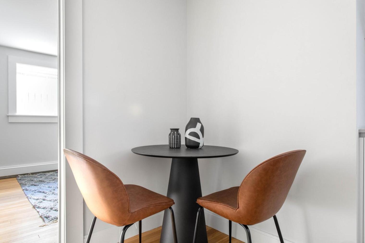 Brighton 2br W Wd By Restaurants Shops Bos-395 * Boston