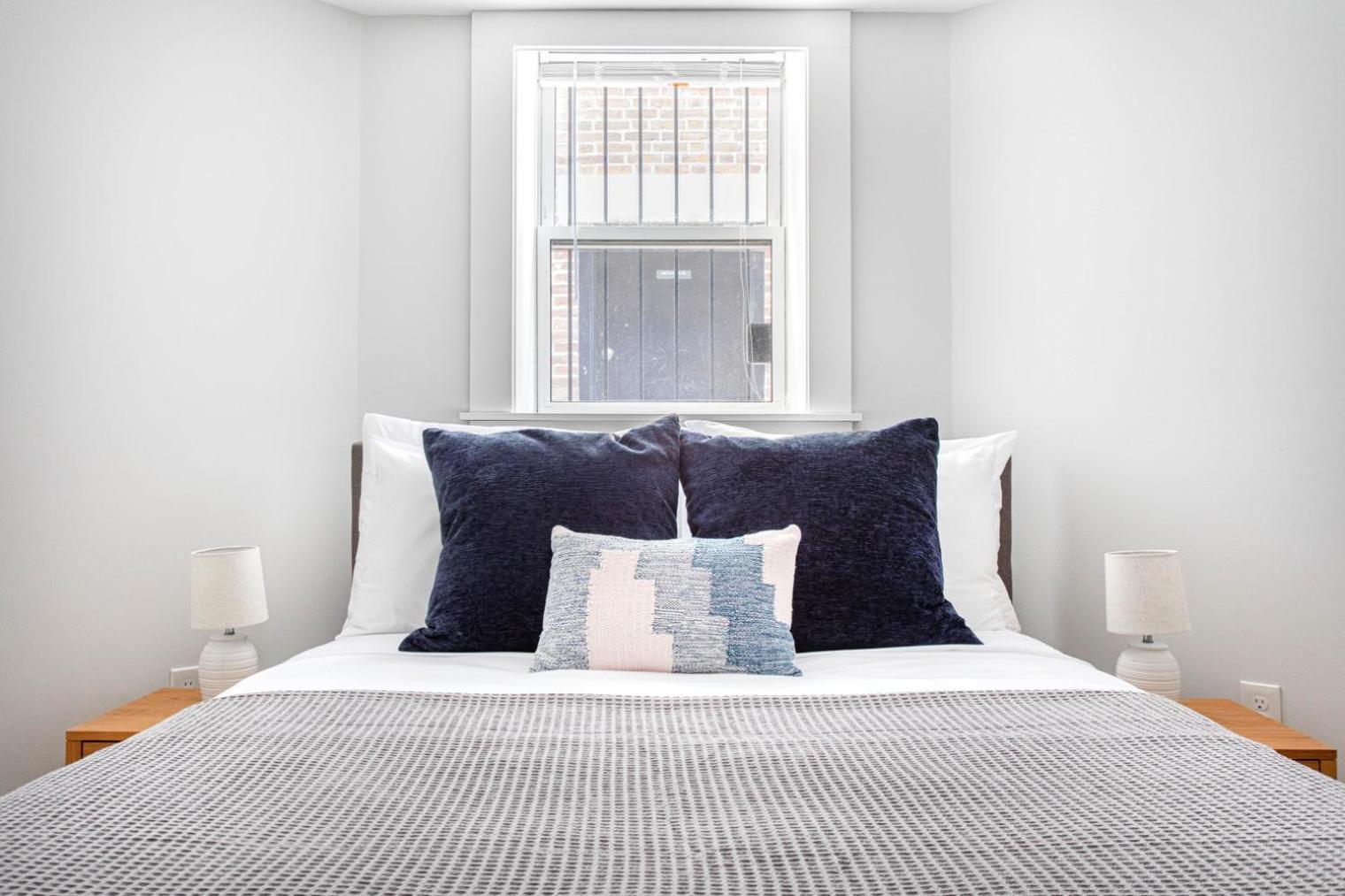 Brighton 2br W Wd By Restaurants Shops Bos-395 Apartment *