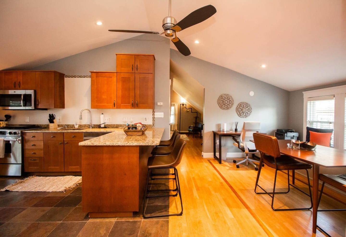 Pristine 1bed In Savin Hill