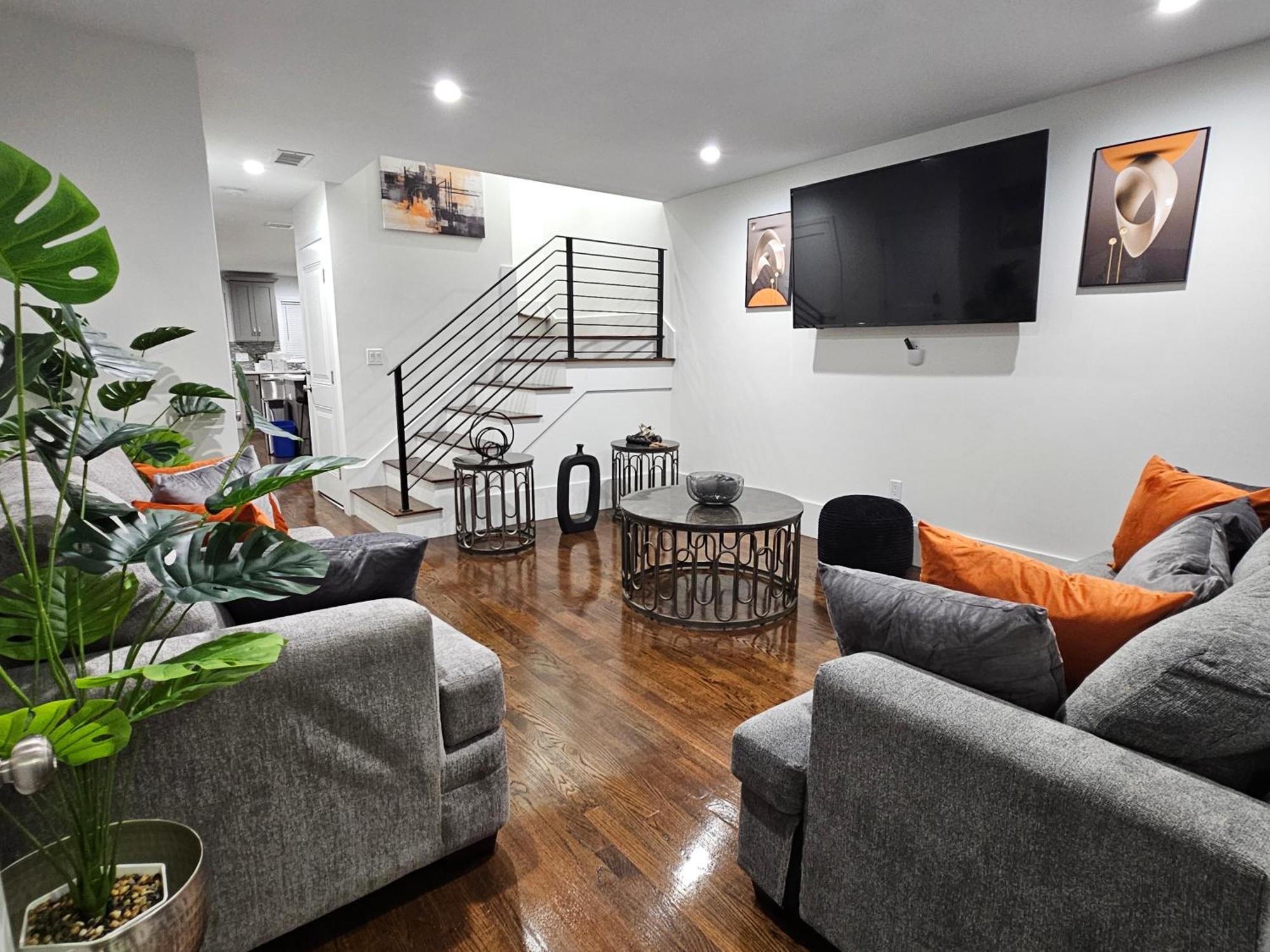 Brand New 4br House 20min Downtown Casa de Férias *