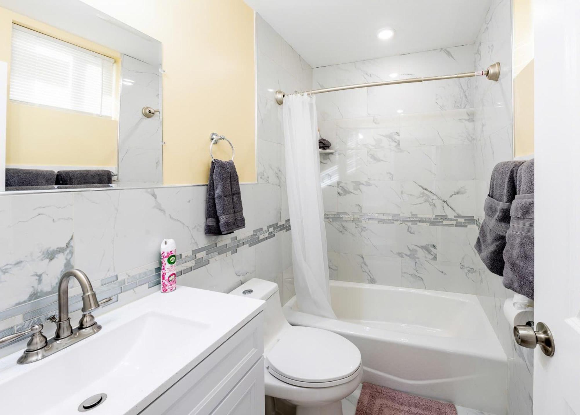 233-1 4br - Cozy Near Mbta Station Boston