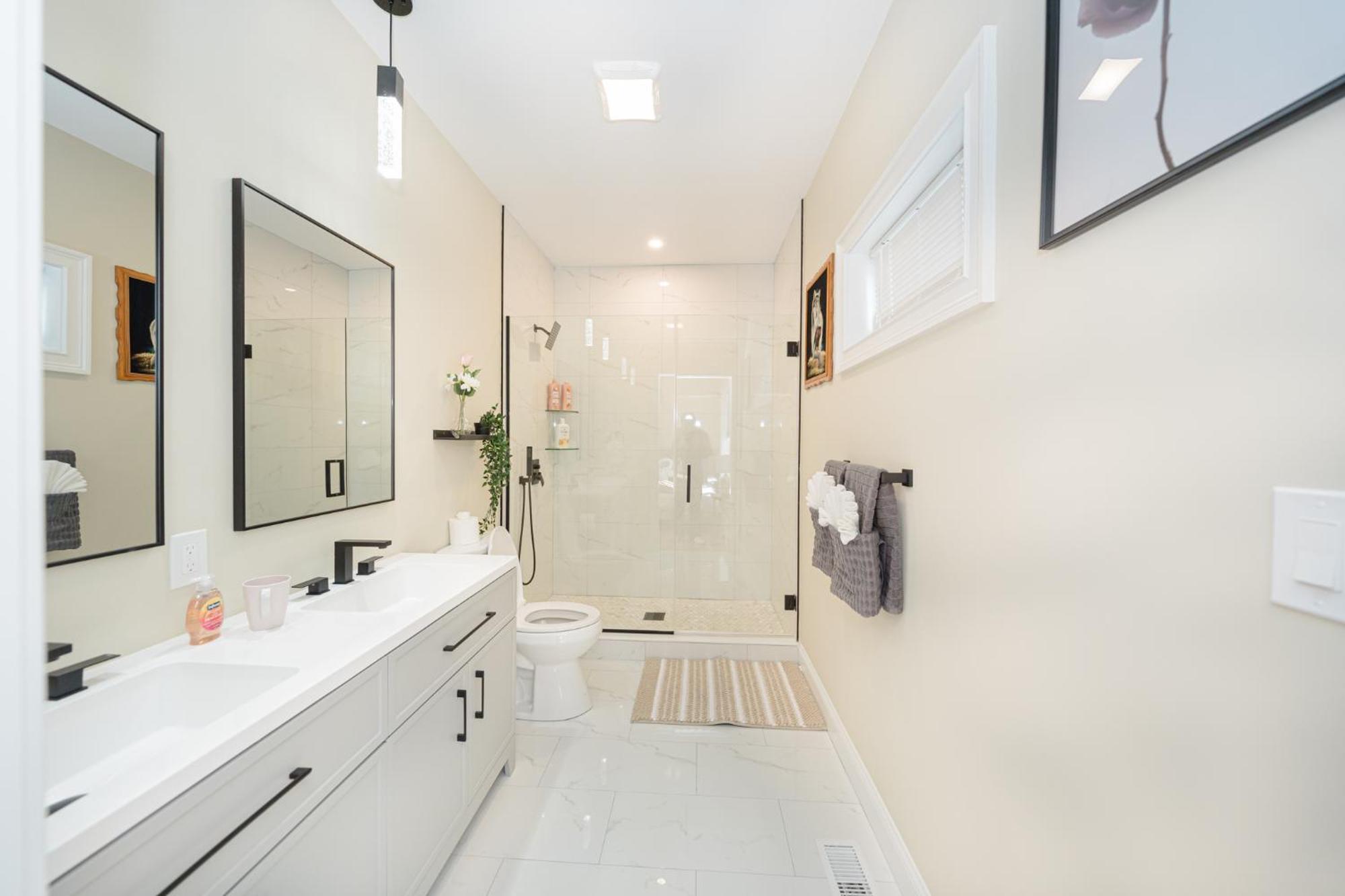Apartment 60-1 4br - Cozy New Near Park Zoo