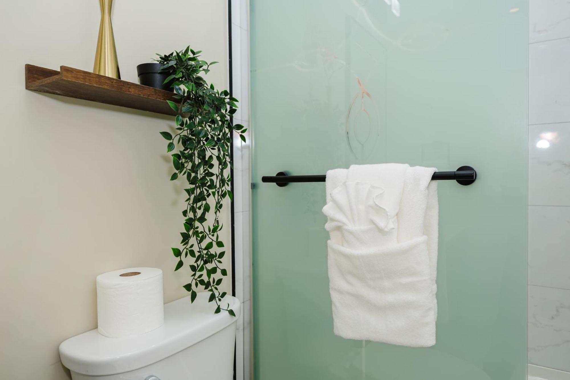 60-1 4br - Cozy New Near Park Zoo Apartment *