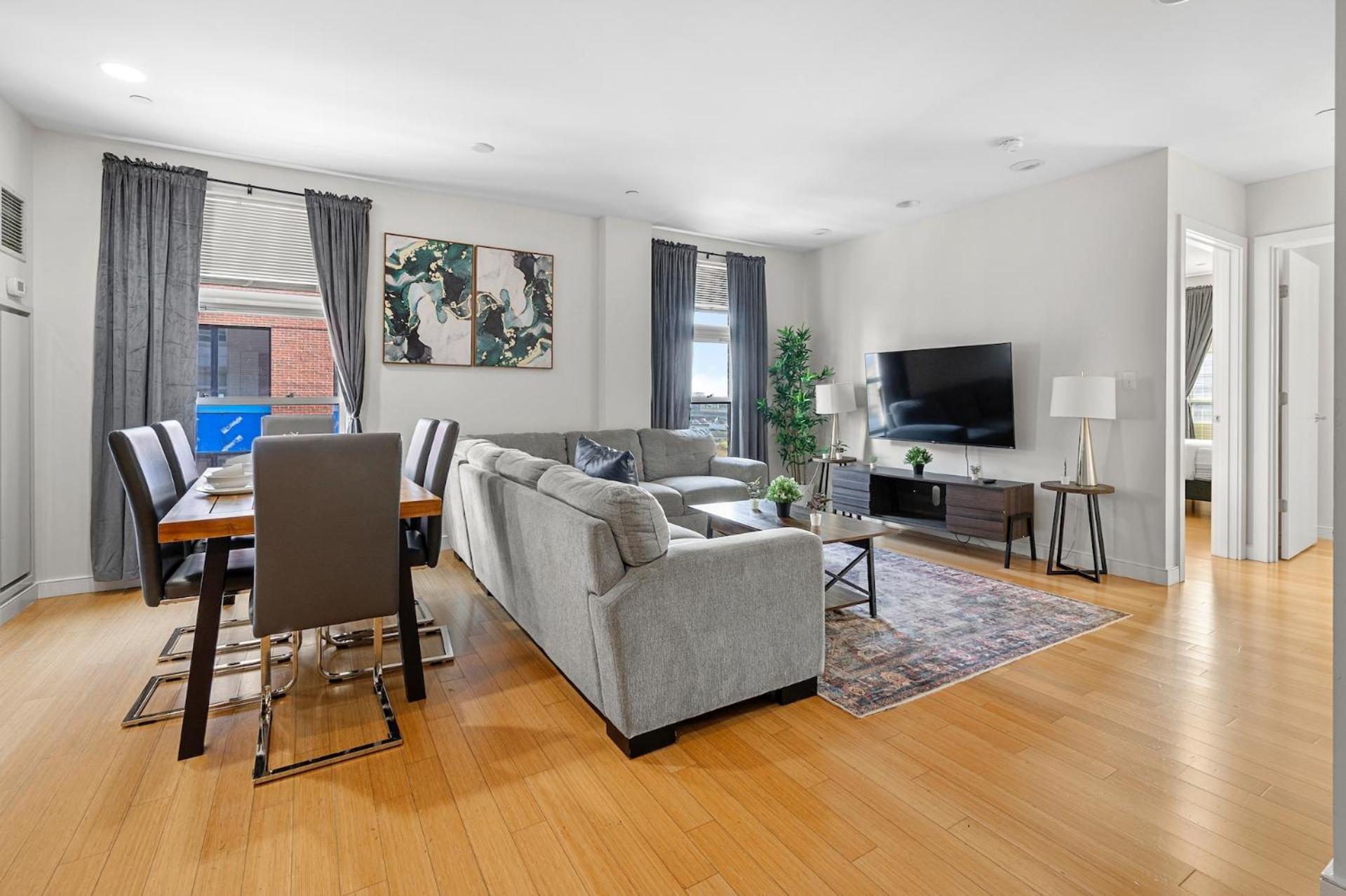 Beautiful 2br In Southend Apartment