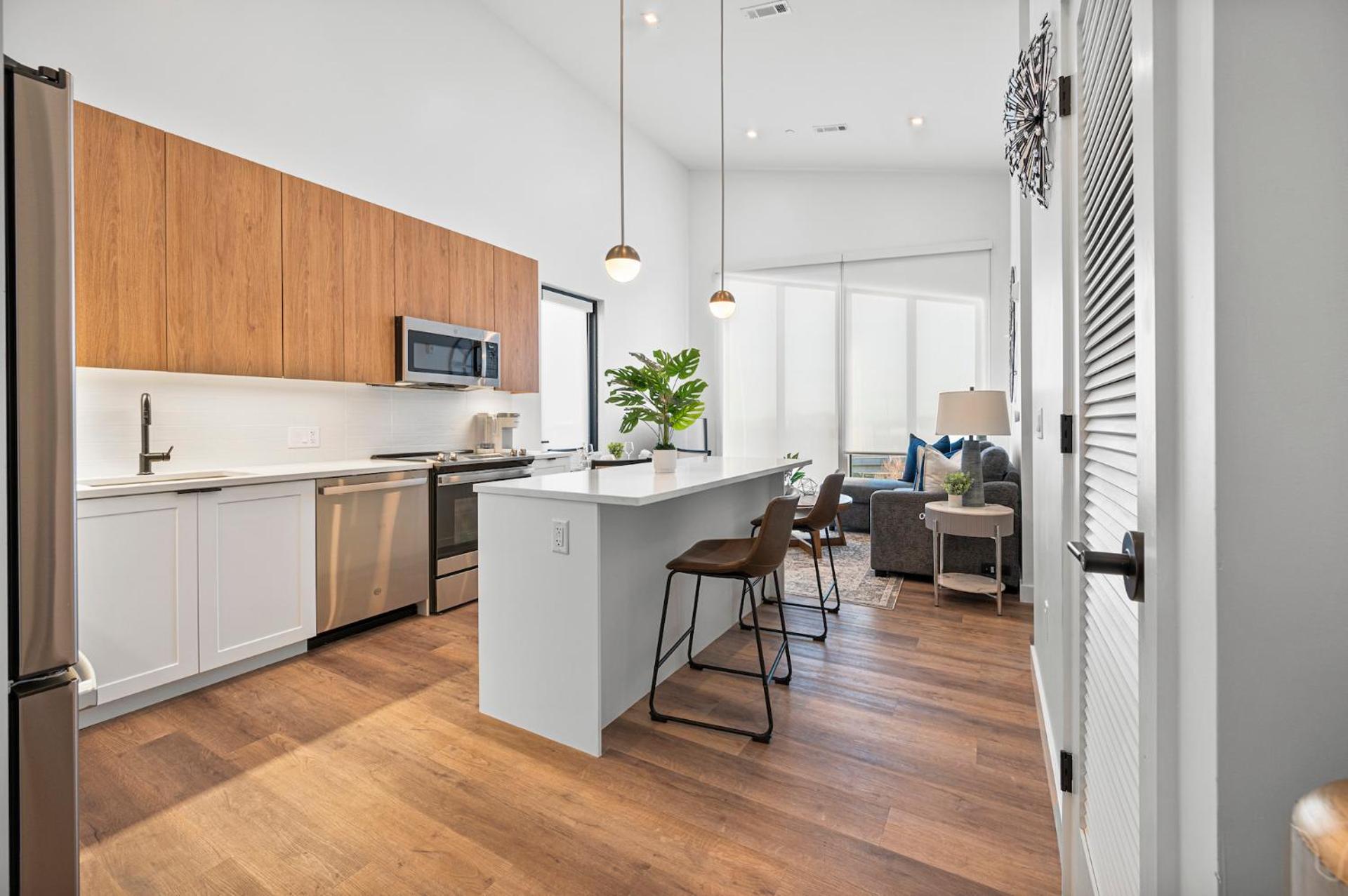 Apartment Luxury Furnished Near Logan Airport