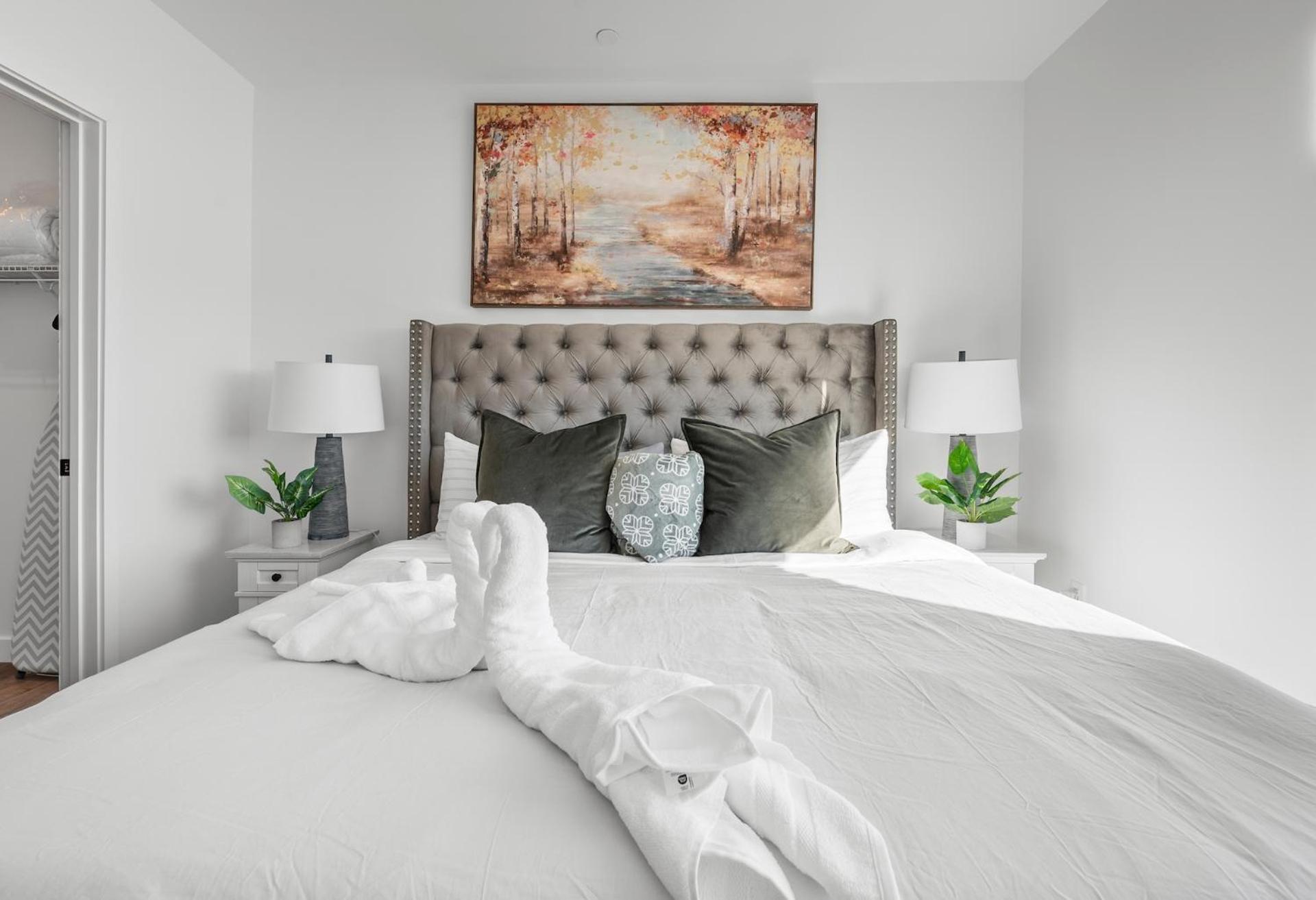 Luxury Furnished Near Logan Airport *