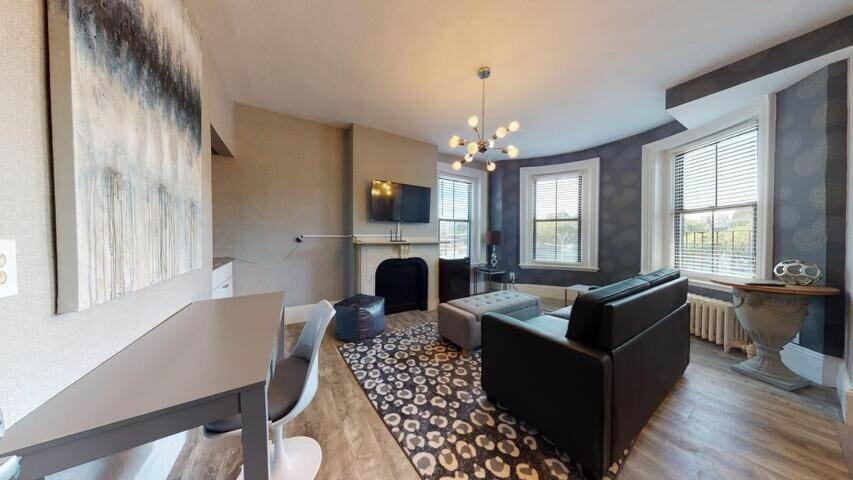 Premier Bay Village Apart-hotel