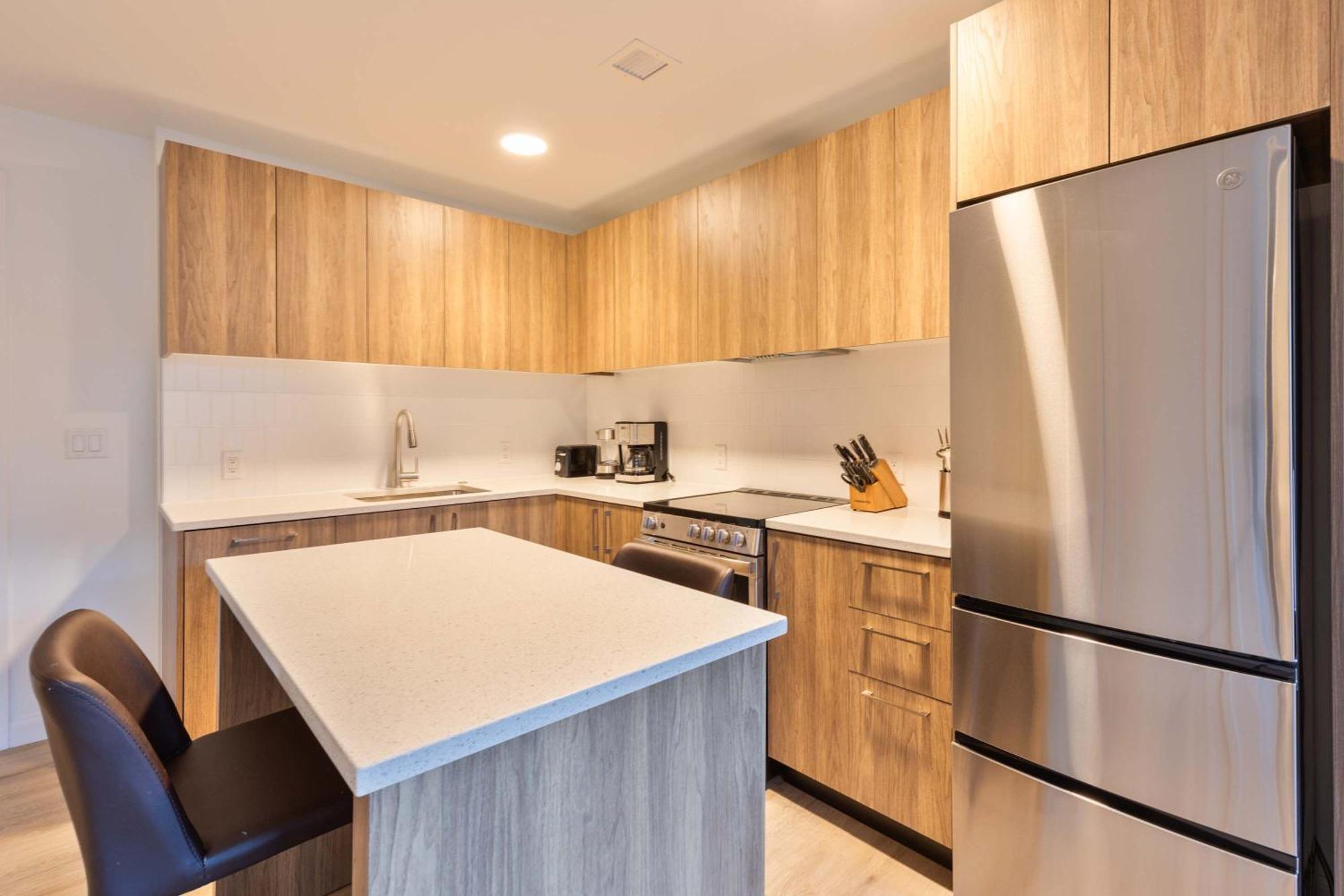 Apartment Private Modern With Kitchen - Idl-241